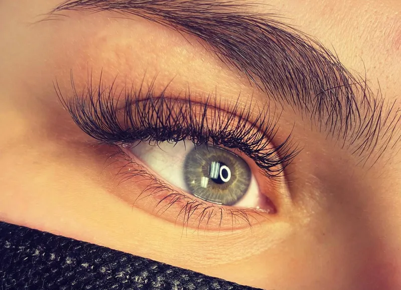 Extensions de cils